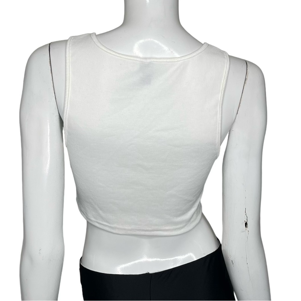 🤑 5/$25 SHEIN Skate Gang White Graphic Cropped Tank Top - Picture 2 of 4